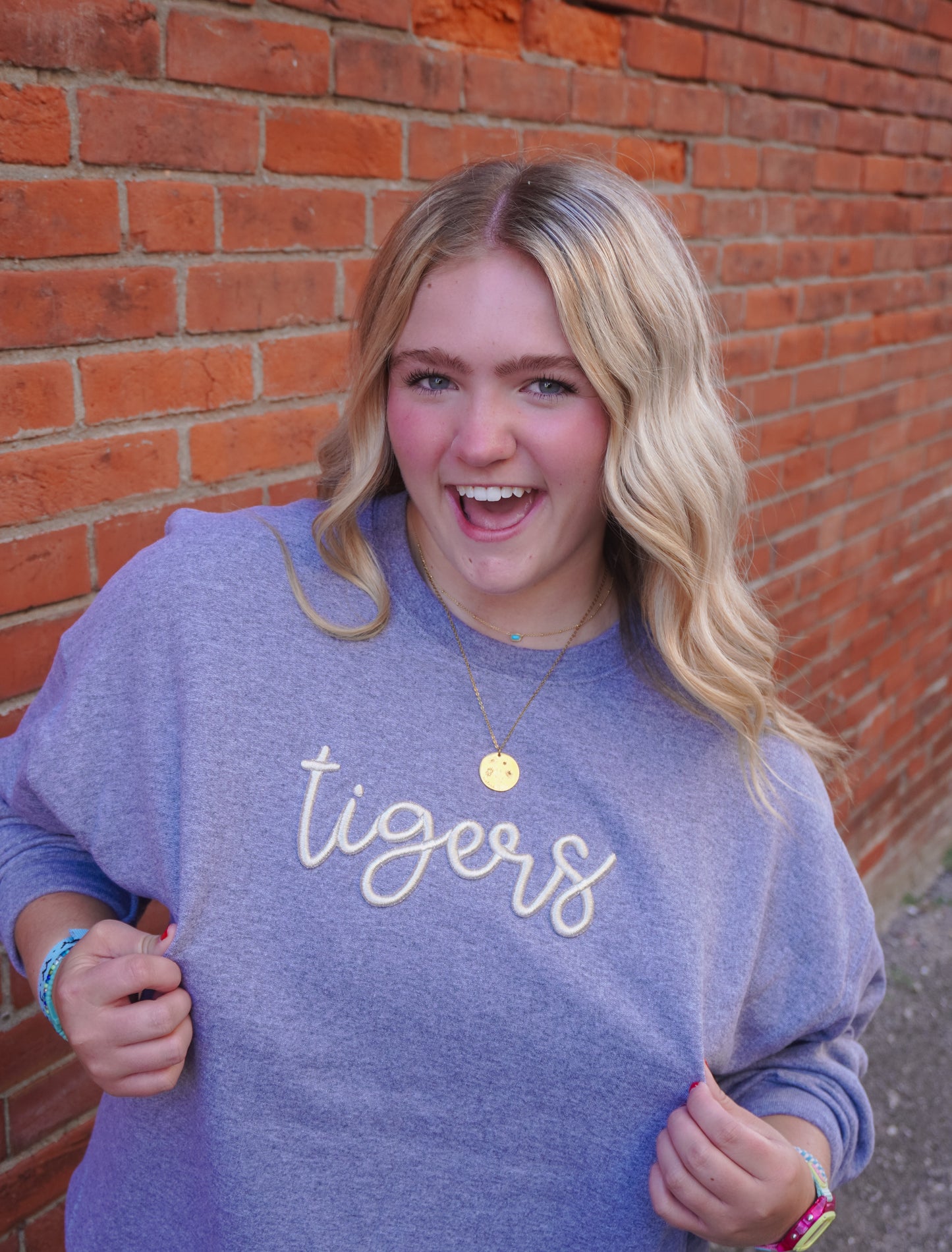 TIGERS PUFF METALLIC SWEATSHIRT