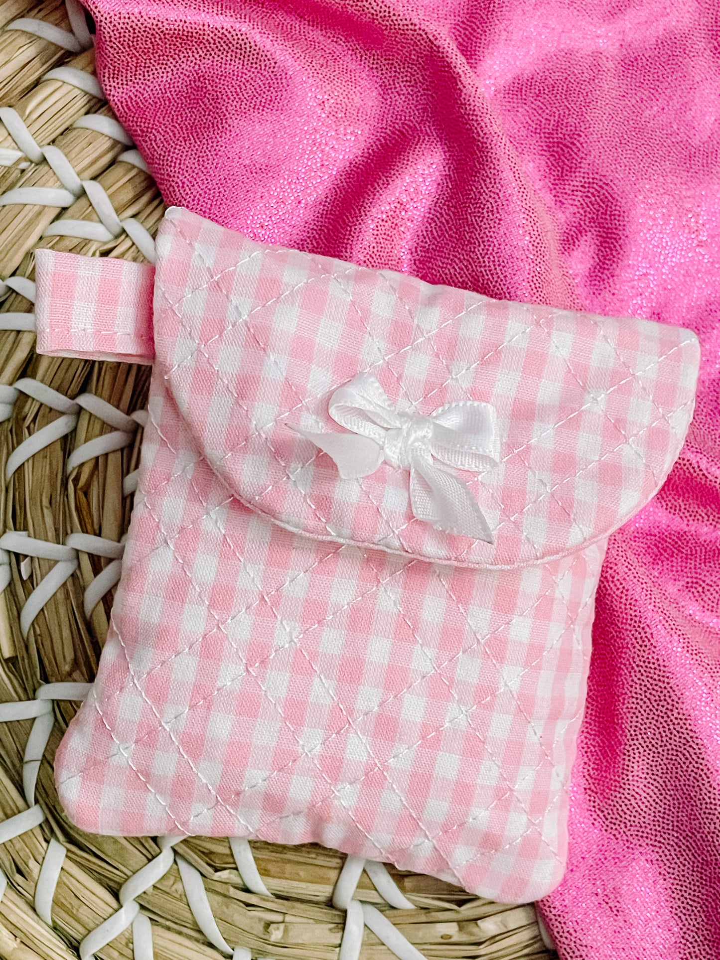 PINK GINGHAM EAR BUD/TRINKET KEYCHAIN POUCH
