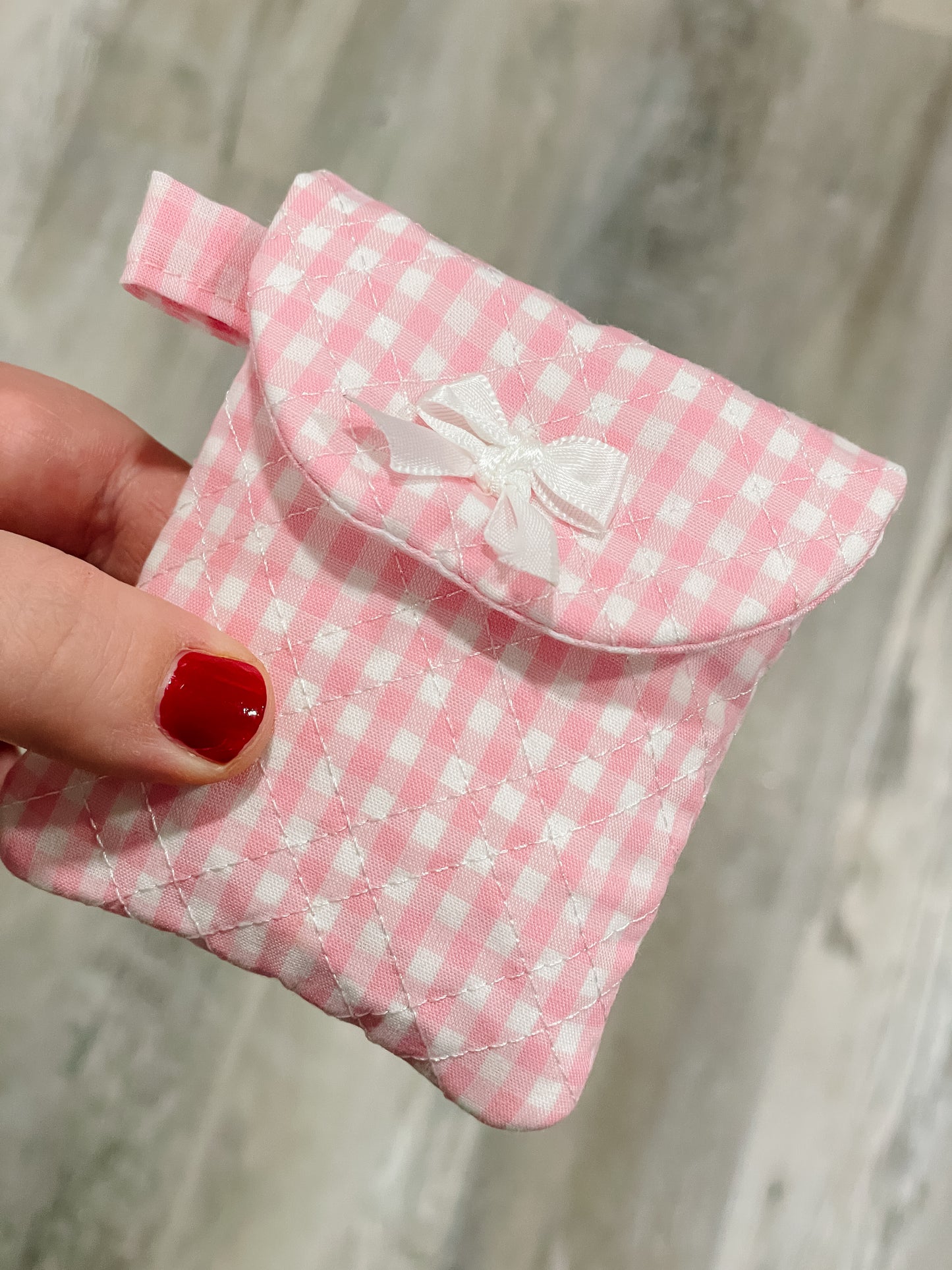 PINK GINGHAM EAR BUD/TRINKET KEYCHAIN POUCH